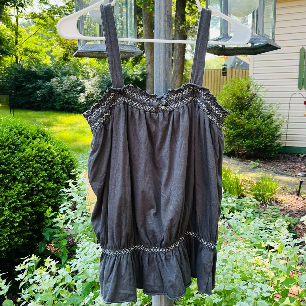 SALE! DKNY dark gray cotton tank top with silver stitching detail